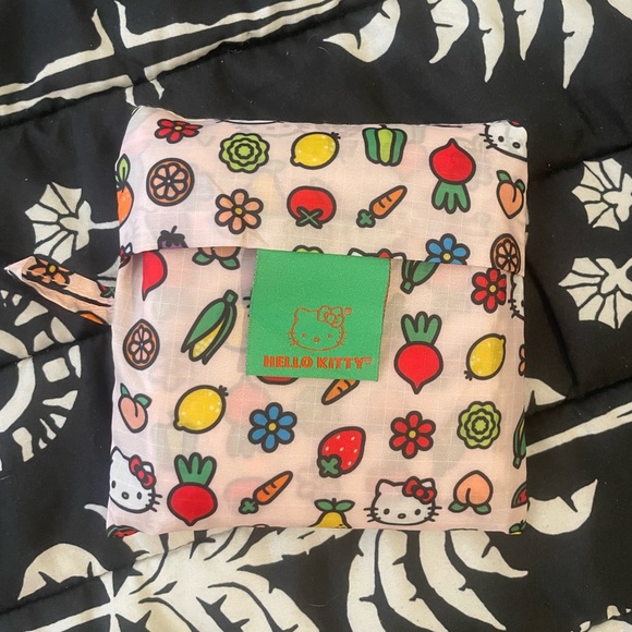 BAGGU Handbags - BAGGU Hello Kitty Icons Standard Resuable NWOT